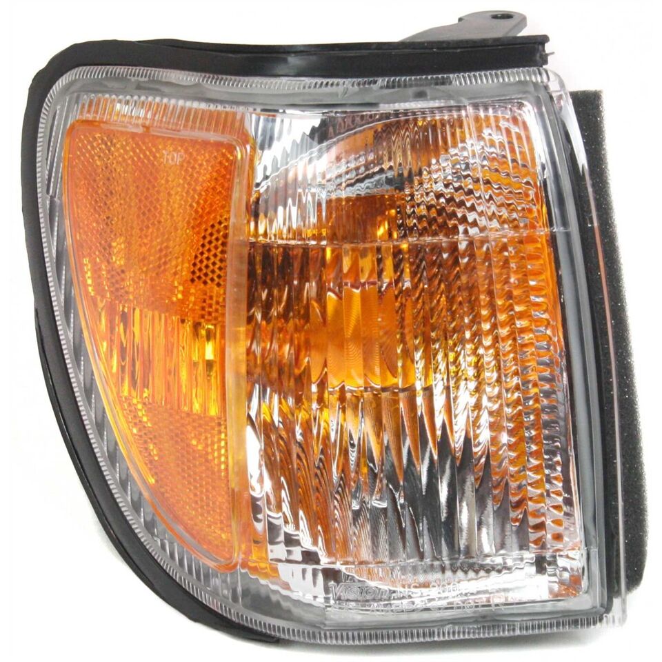 Headlight Corner Light Kit For 99-04 Nissan Pathfinder Left and Right With Bulb